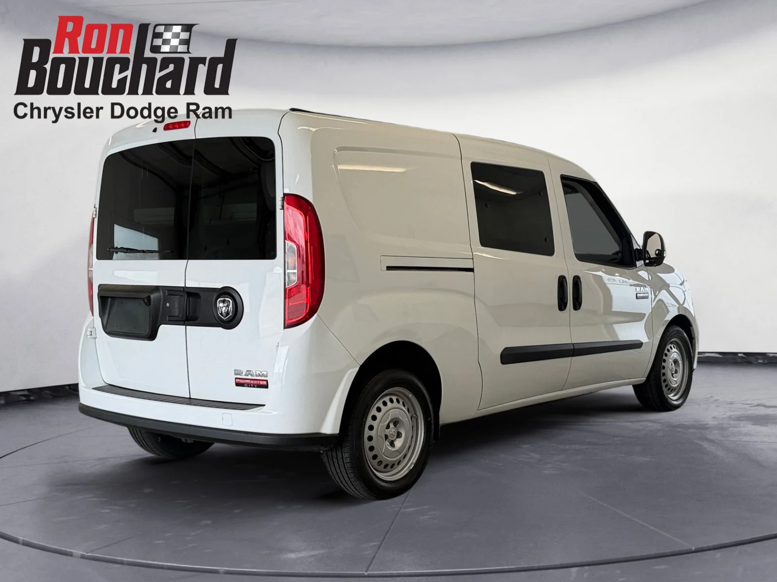 Used 2022 Bright White Ram Tradesman image 2