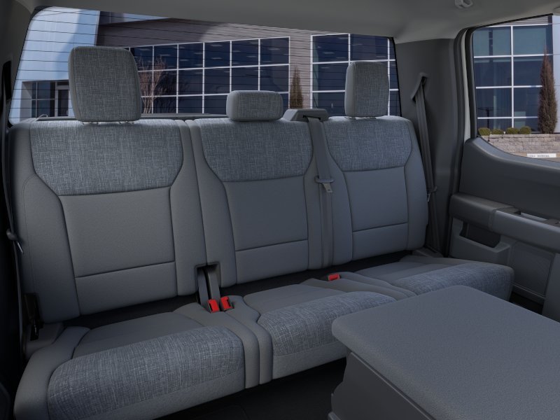 New 2026 Oxford White Ford XLT image 11