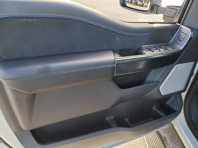New 2026 Avalanche Ford Platinum image 17