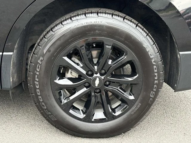 Used 2018 Black Chevrolet LT image 12