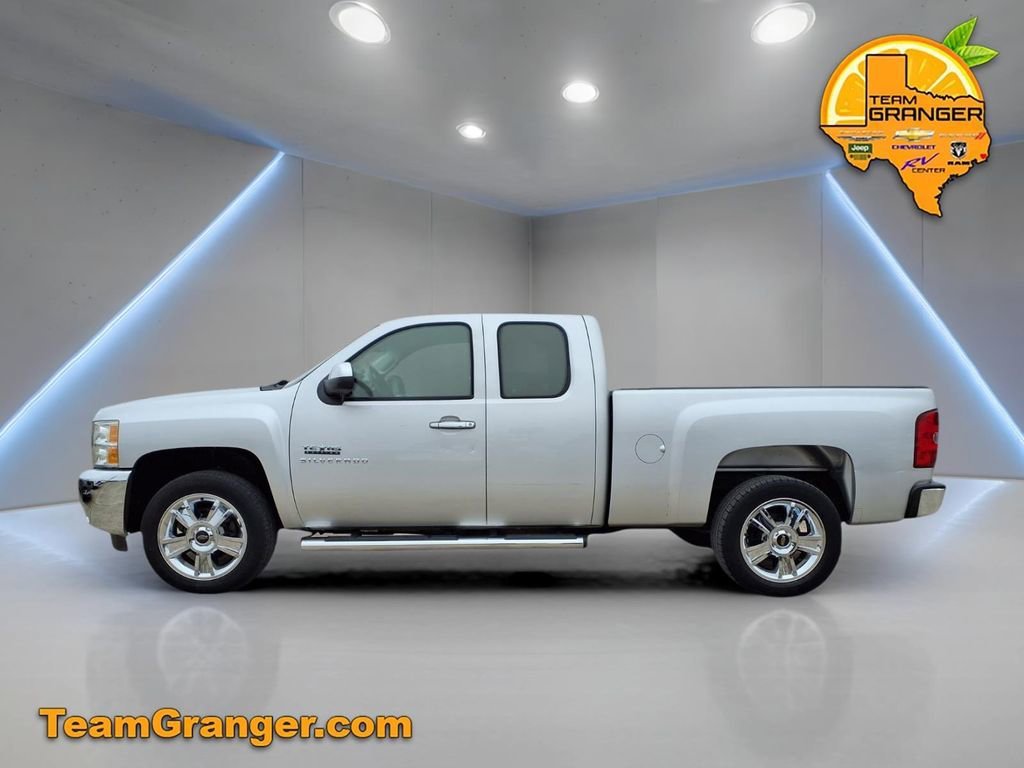 Used 2012 SILVER ICE METALLIC Chevrolet LT image 6