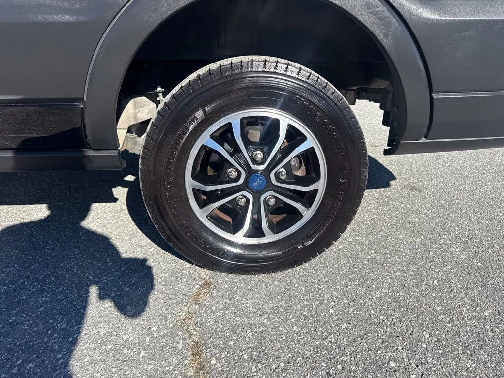 Used 2022 Black Ford Base image 26