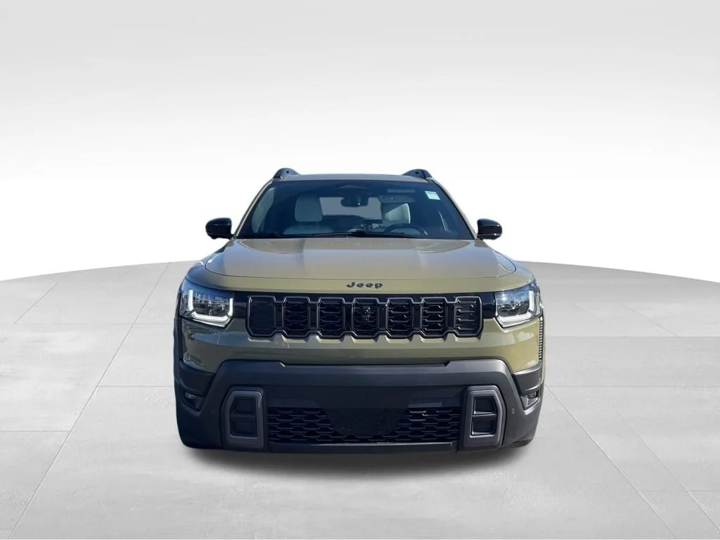 New 2026  Jeep Overland image 8