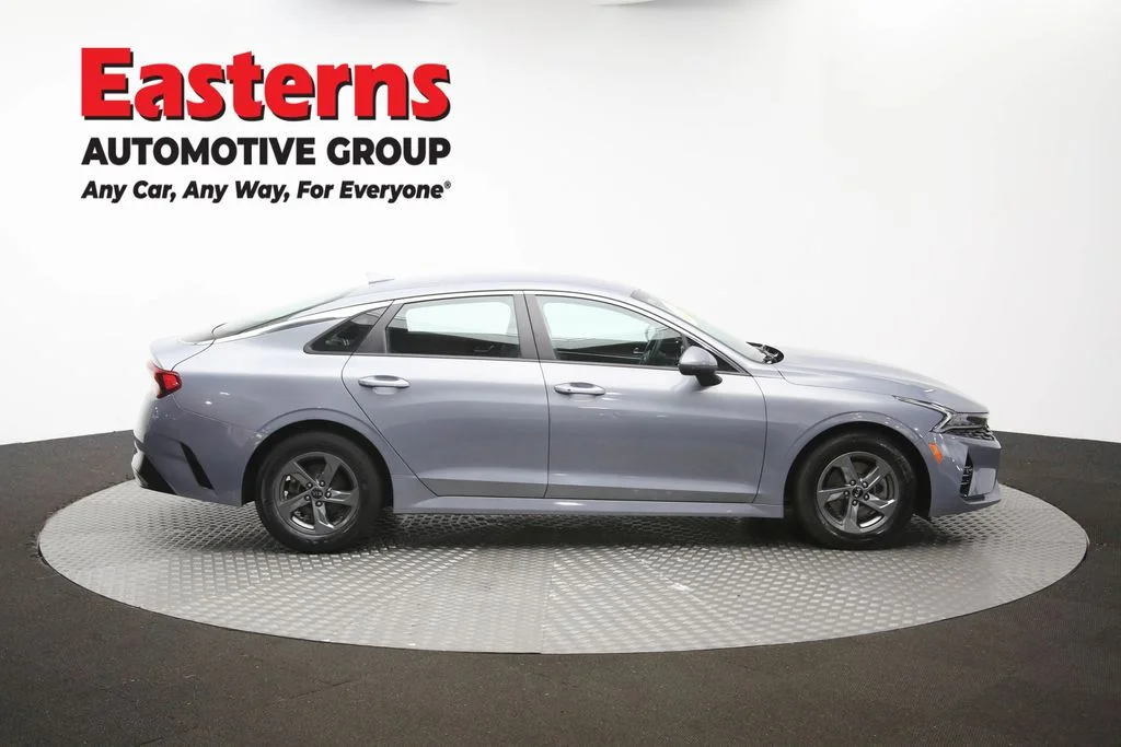 Used 2021 Silver Kia LXS image 43