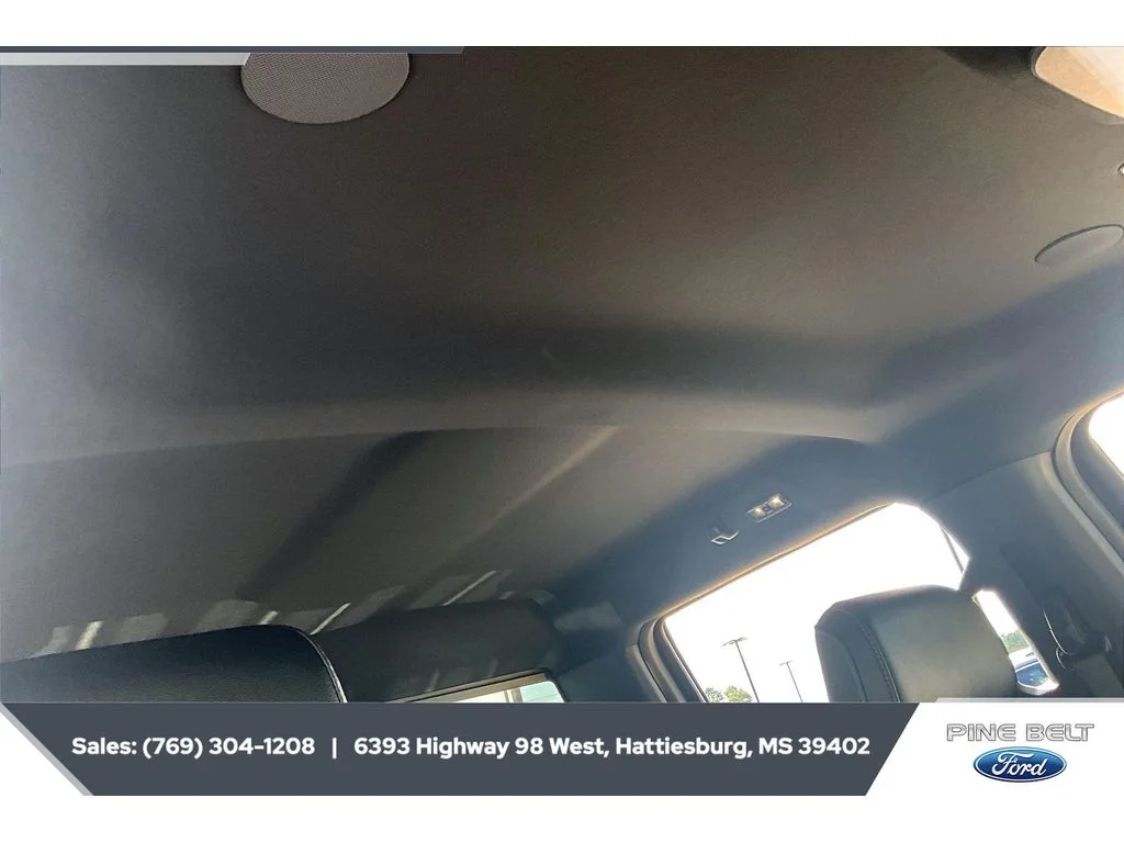 Used 2025 BLACK Ford Lariat image 17