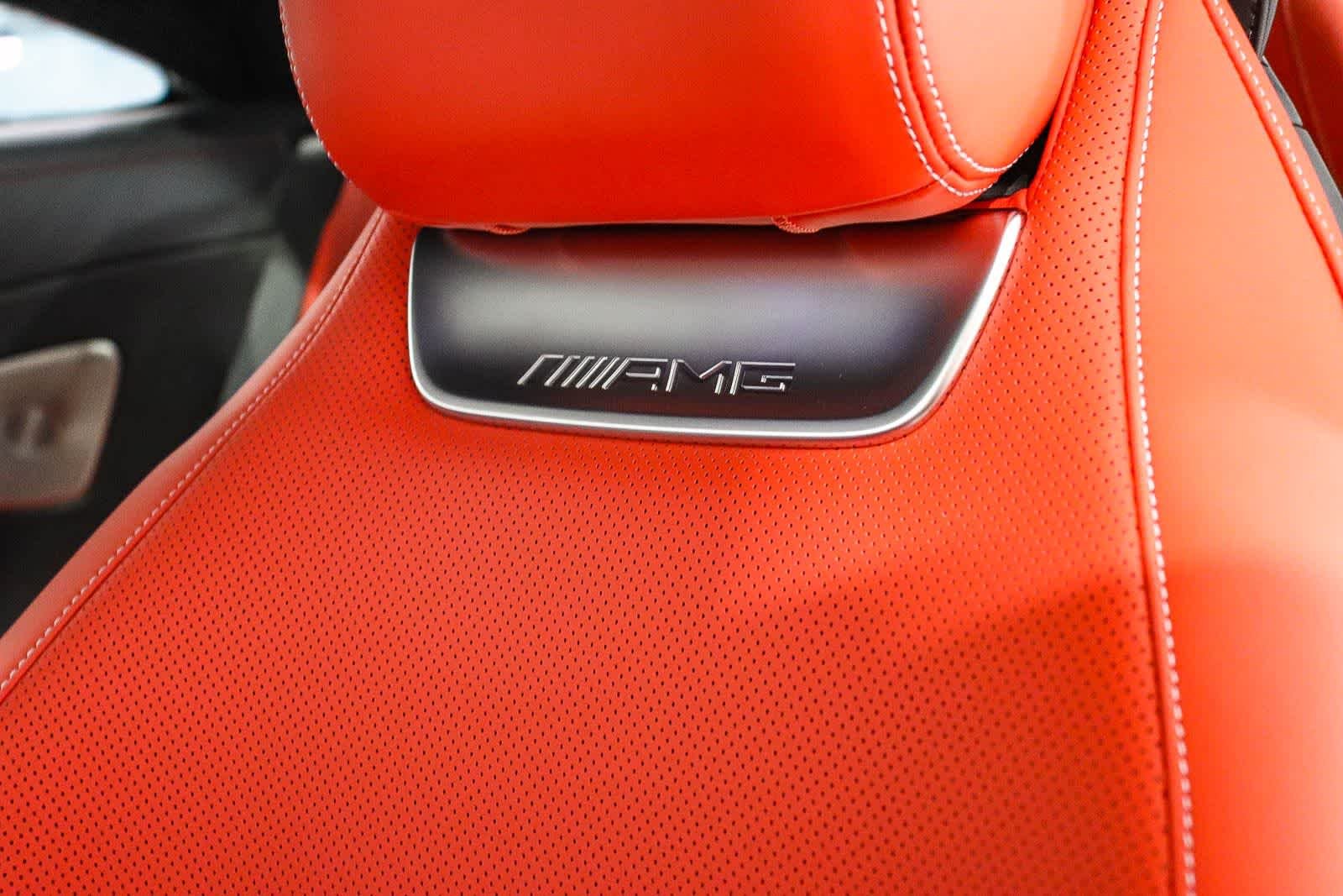 New 2026 MANUFAKTUR opalite white magno Mercedes-Benz AMG® GT 63 image 28