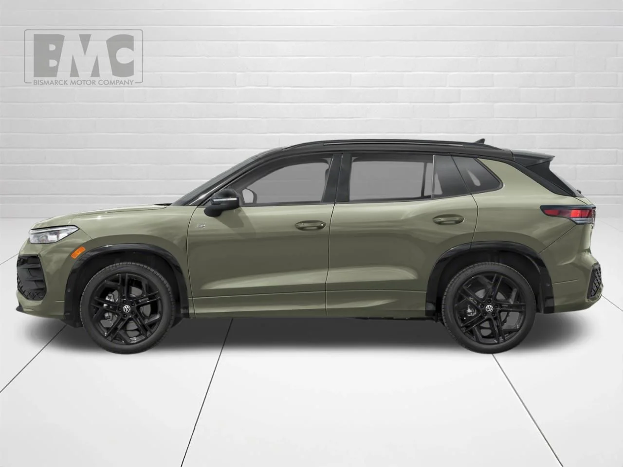 New 2026 Green Volkswagen 2.0T SE R-Line Black image 3