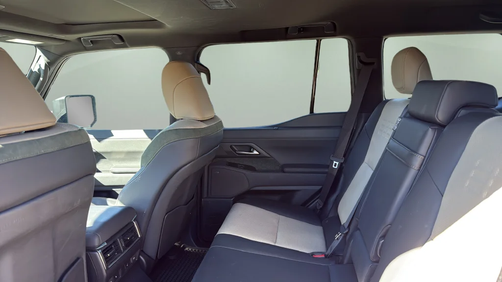 Used 2024 Silver Lexus 550 Overtrail+ image 25