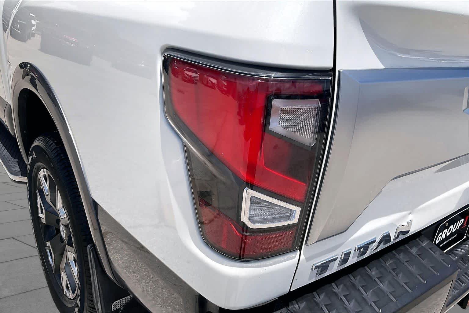 Used 2021 Pearl White Nissan Platinum Reserve image 28