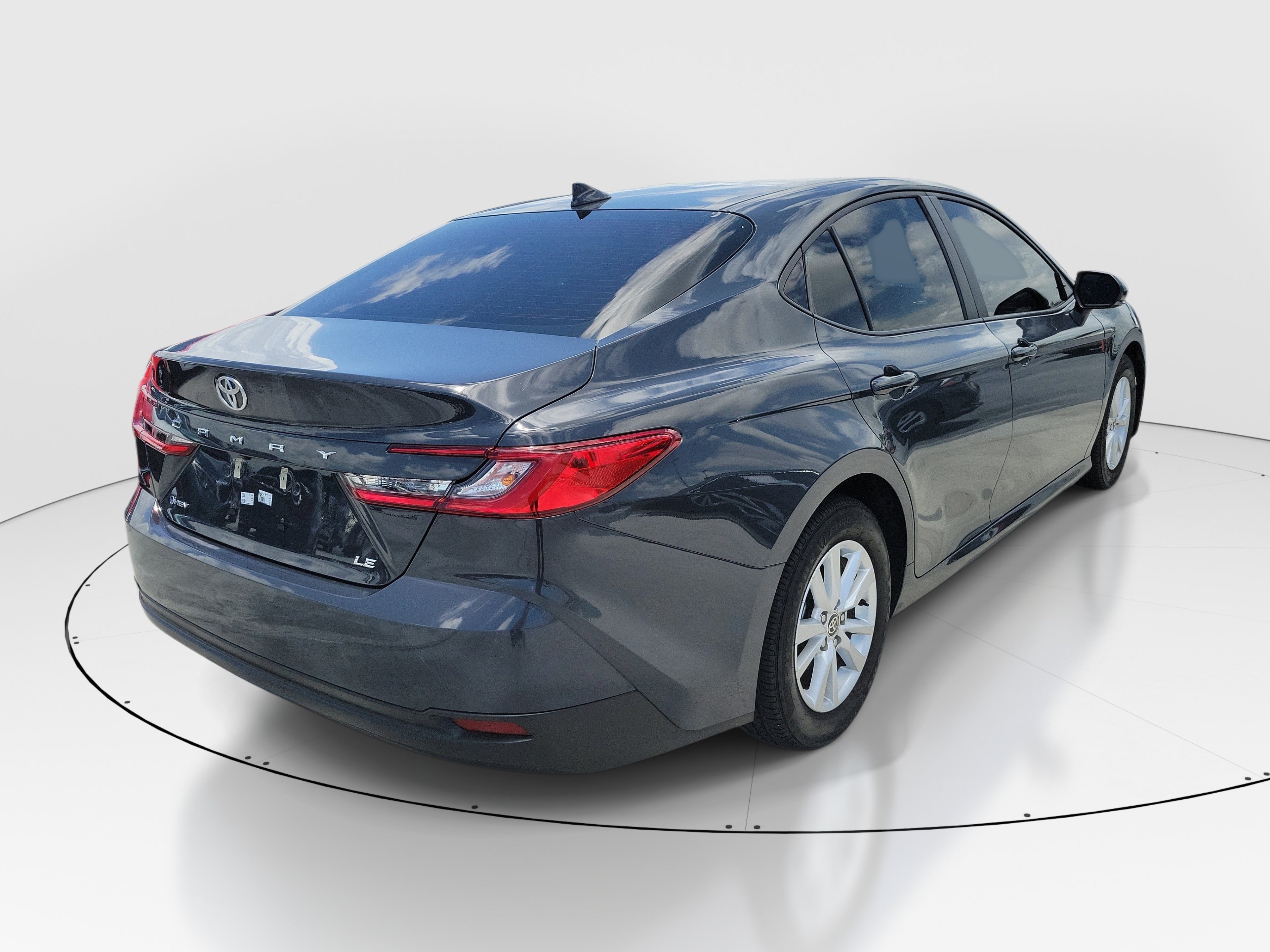 Used 2025 Underground Toyota LE image 6