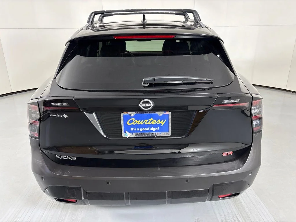 Used 2025 Black Nissan SR image 7