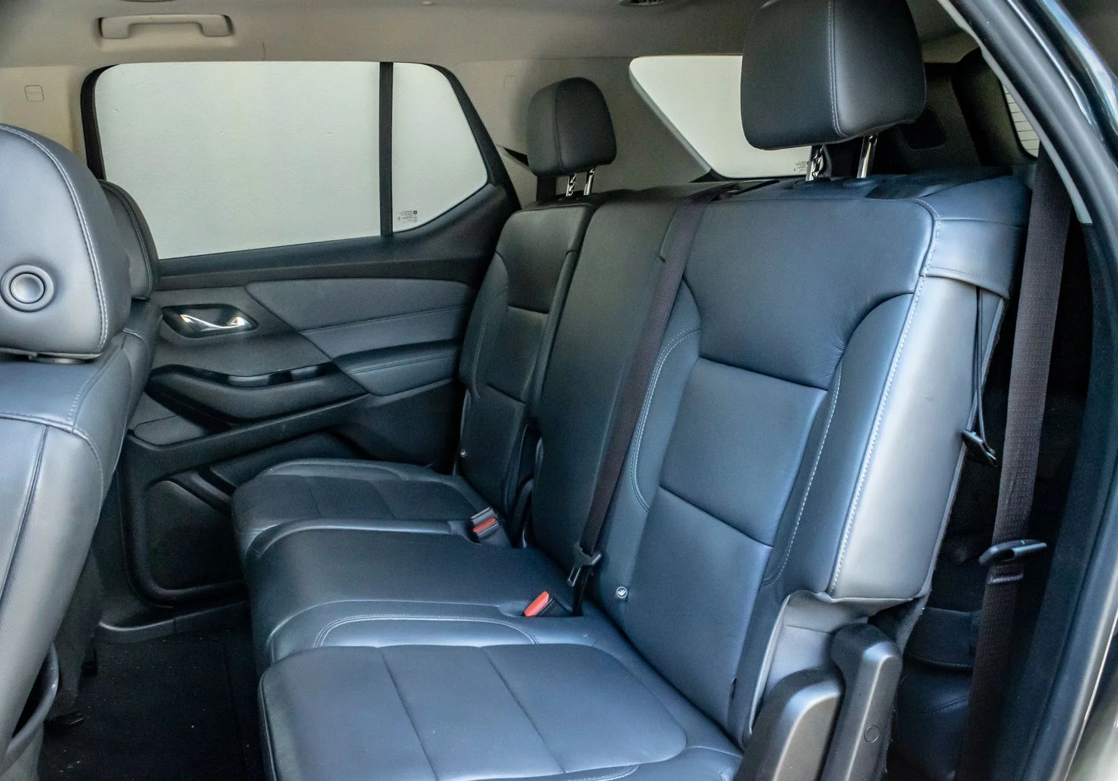 Used 2020 Gray Chevrolet 3LT image 13