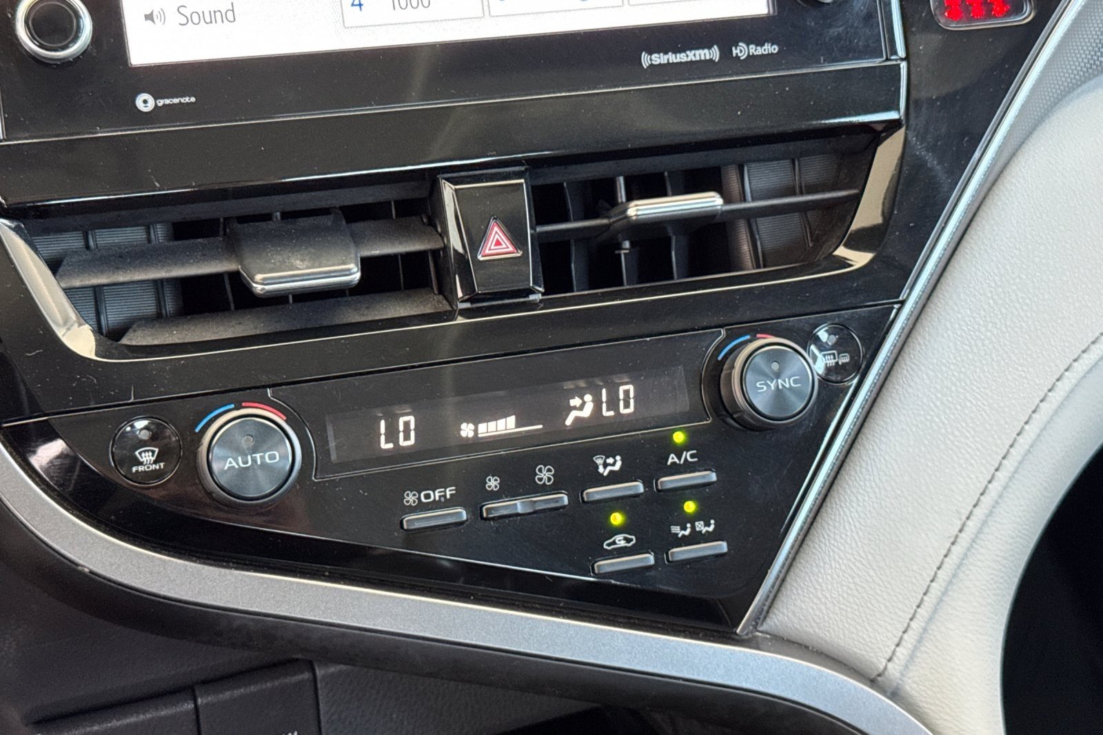 Used 2022 CELESTIAL SILVER MET Toyota Hybrid XSE image 18