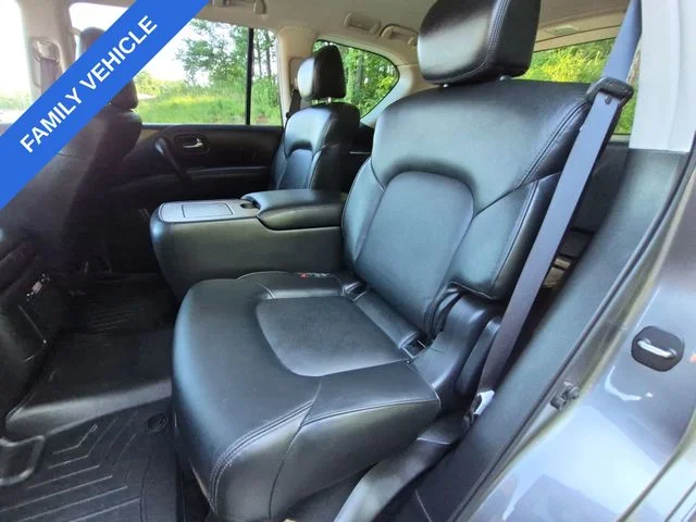 Used 2022 Gray Nissan SL image 28