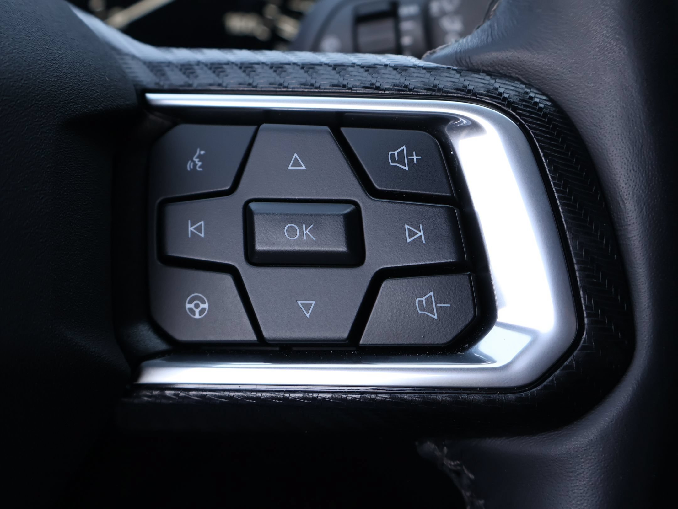 Used 2025 Shadow Black Ford GT image 14