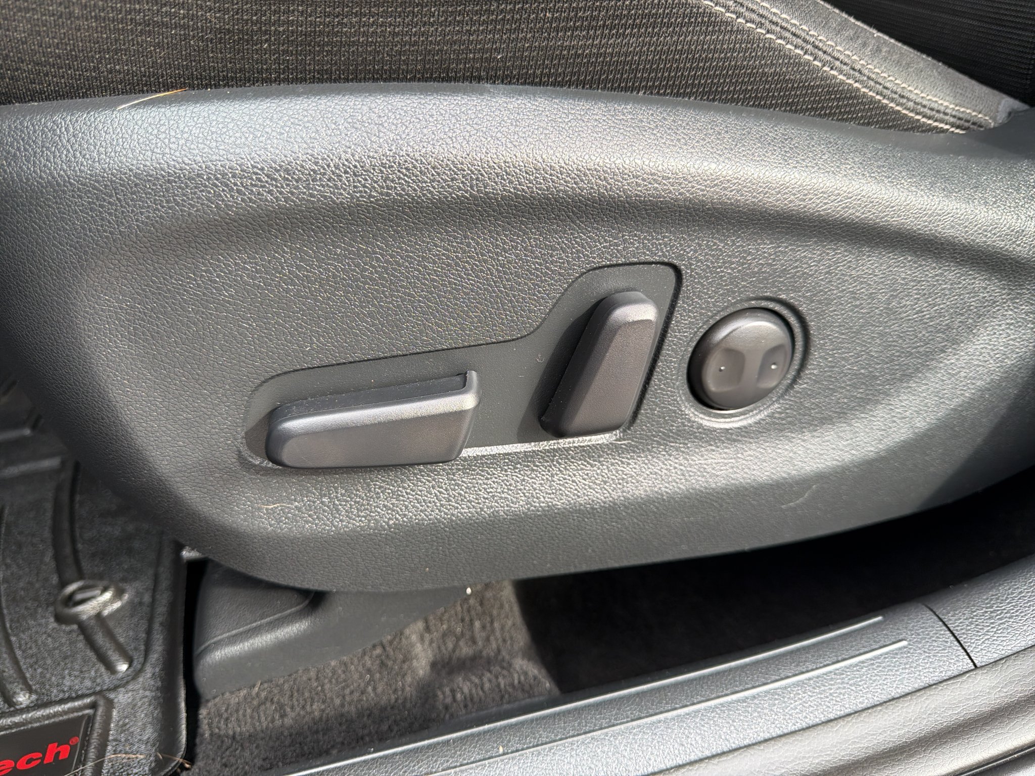 Used 2021 Steel Gray Kia LX image 18
