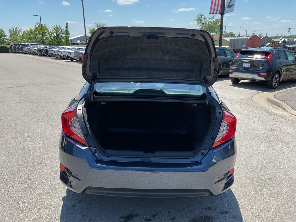 Used 2018 Blue Honda EX image 17