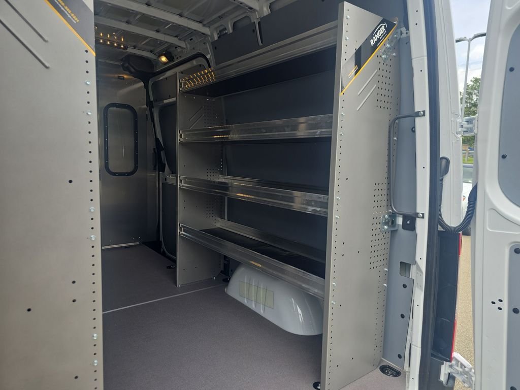 New 2026 Arctic White Mercedes-Benz Cargo 144 WB image 30