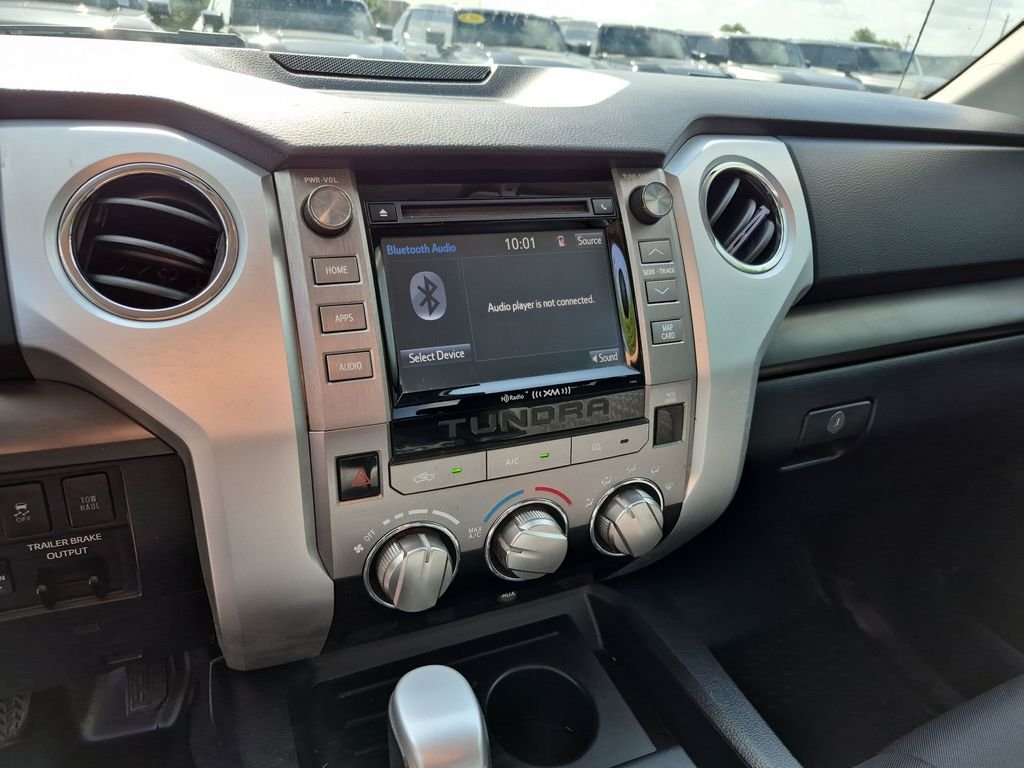Used 2019 Gray Toyota SR5 image 28