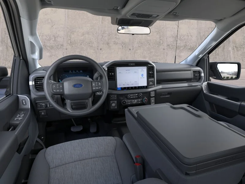 New 2026 Oxford White Ford XLT image 9