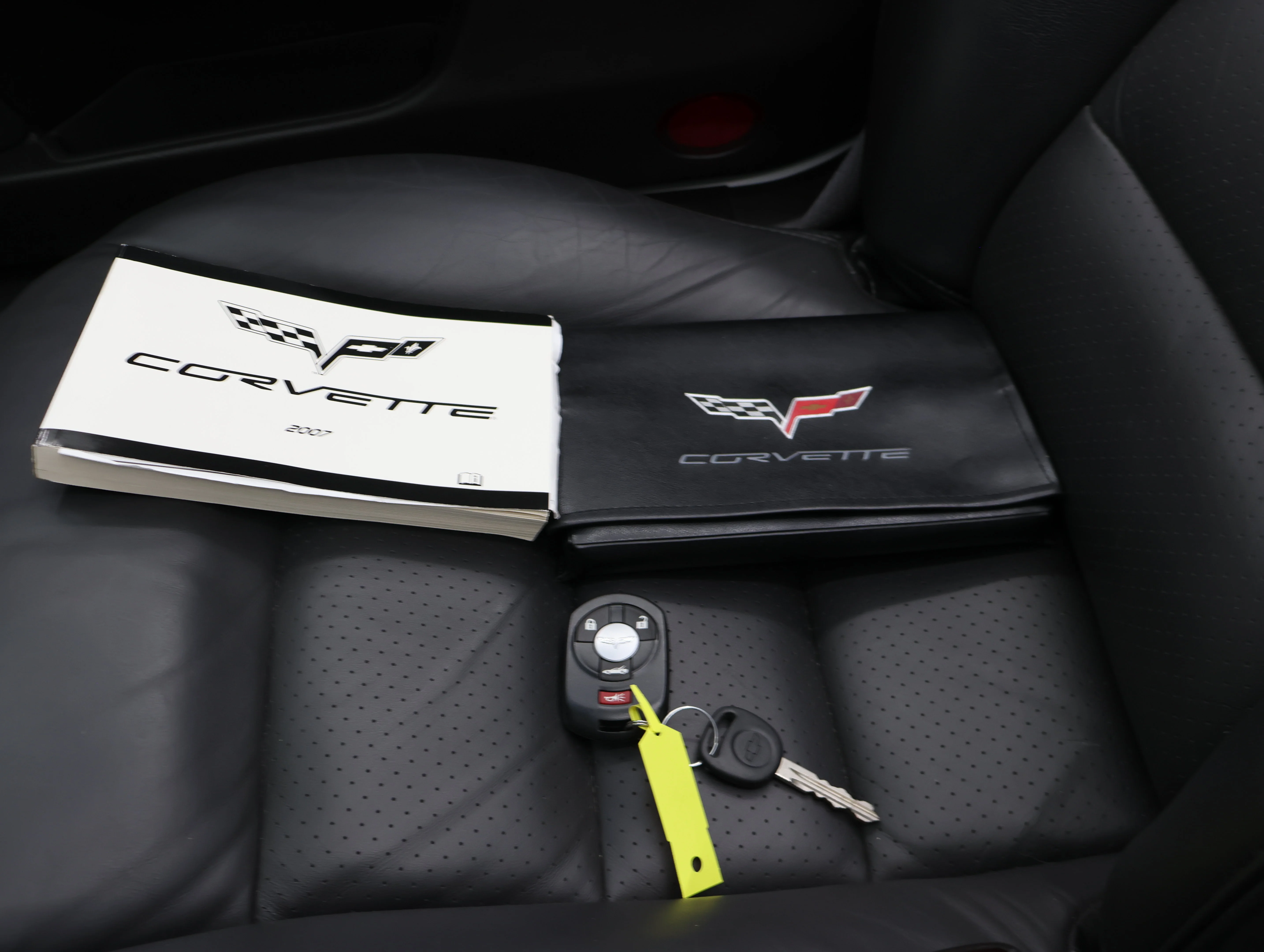 Used 2007 Arctic White Chevrolet Base image 50
