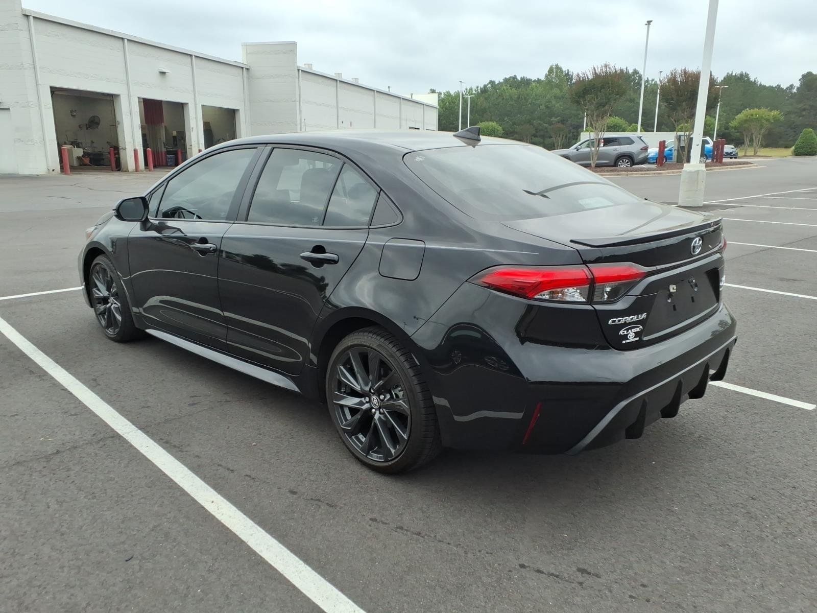 Used 2023 Midnight Black Metallic Toyota XSE image 3