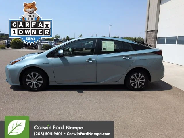 Used 2022 Beige Toyota XLE AWD-e image 6