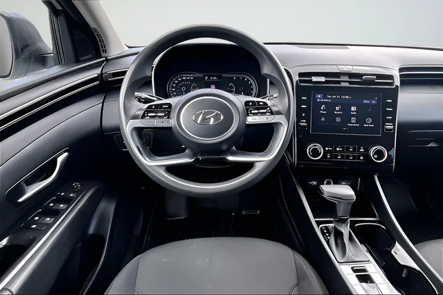 Used 2022 Gray Hyundai SEL image 8