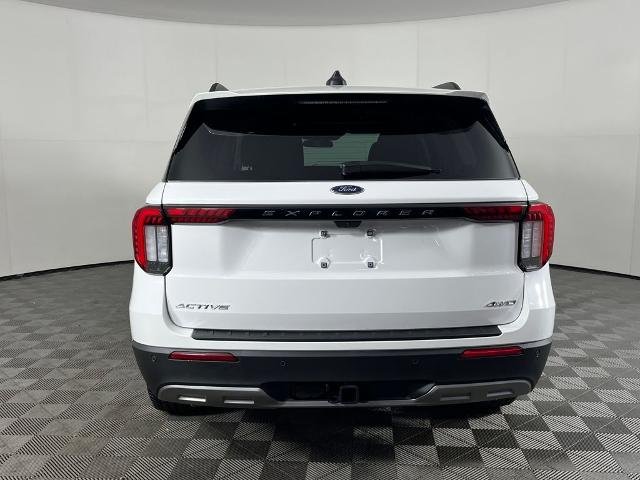 New 2026 Star White Metallic Tri-Coat Ford Active image 7