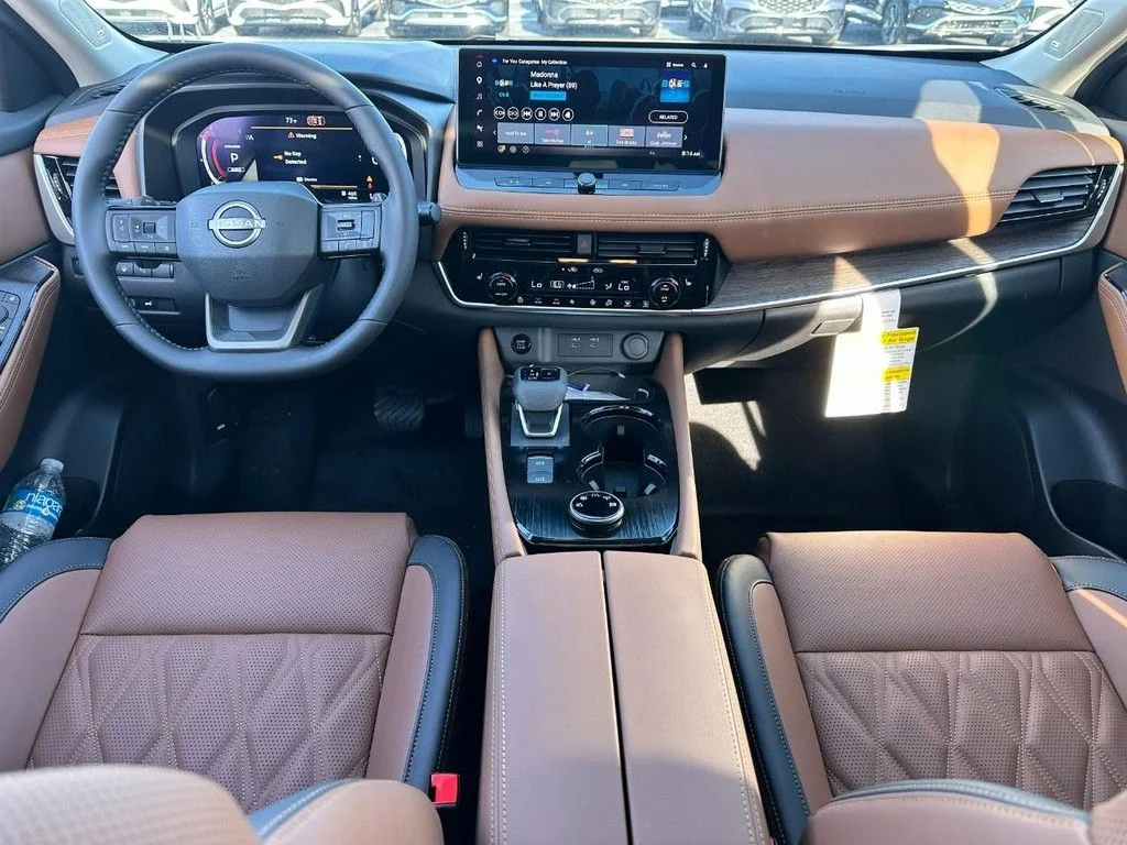 New 2026 White Nissan Platinum image 6