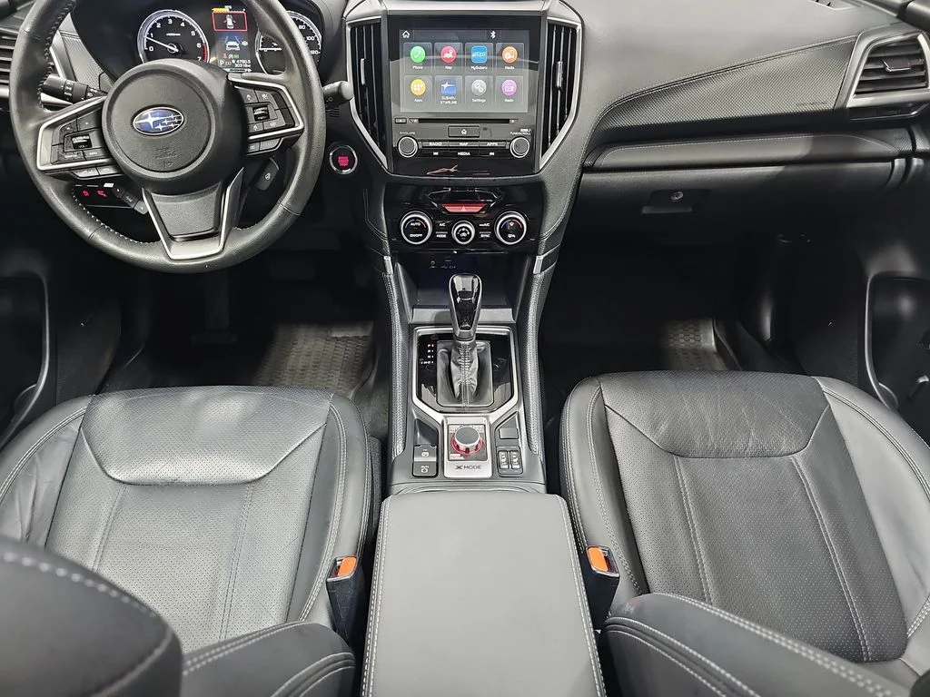 Used 2023 White Subaru Touring image 10