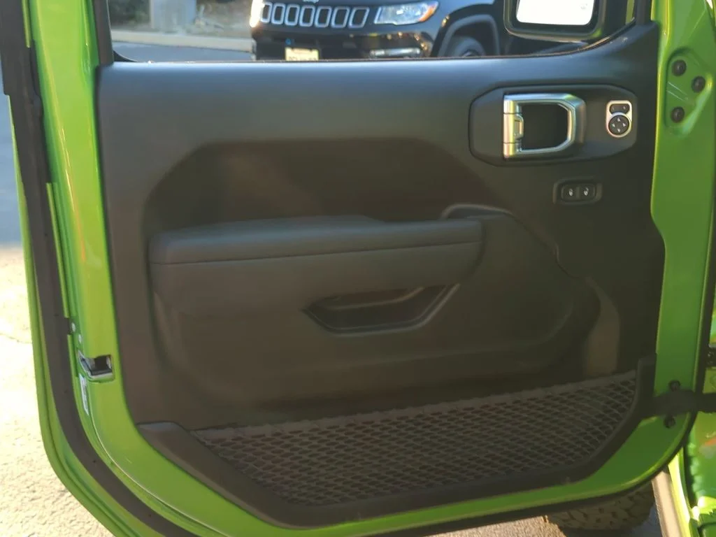 New 2026 Mojito Clear-Coat Exterior Paint Jeep Rubicon image 13