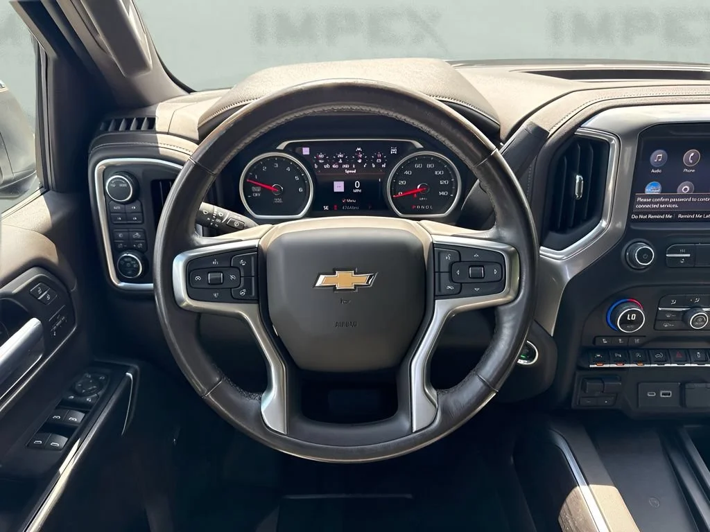 Used 2020 IRIDESCENT PEARL TRICOAT Chevrolet LTZ image 16