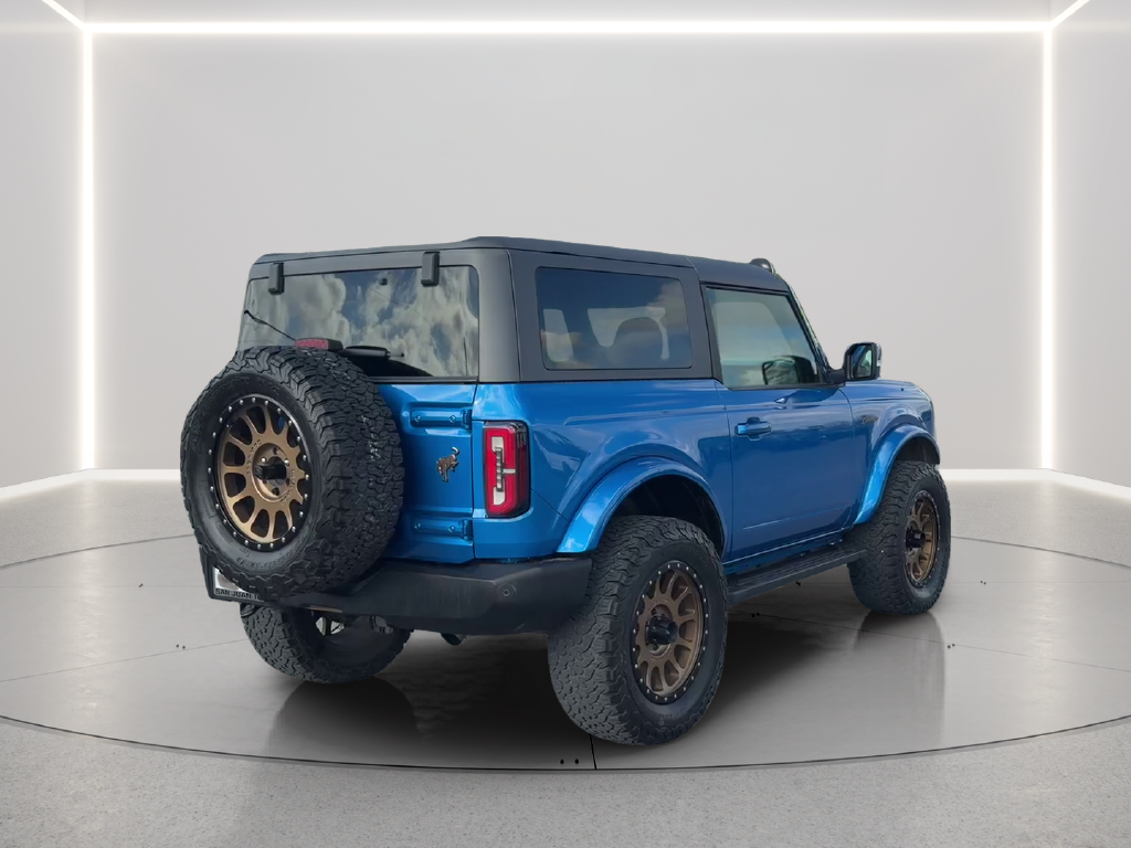 Used 2021 Blue Metallic Ford Outer Banks image 5