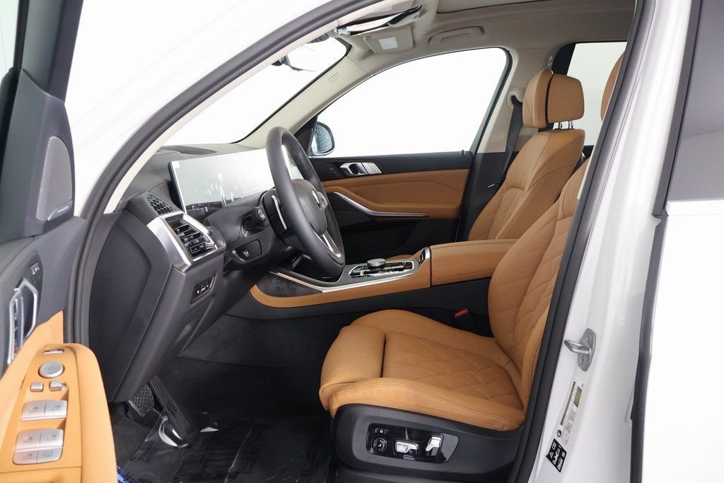 New 2027 Mineral White Metallic BMW xDrive40i image 5