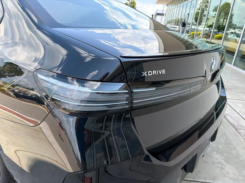New 2027 Black BMW 740 xDrive image 14
