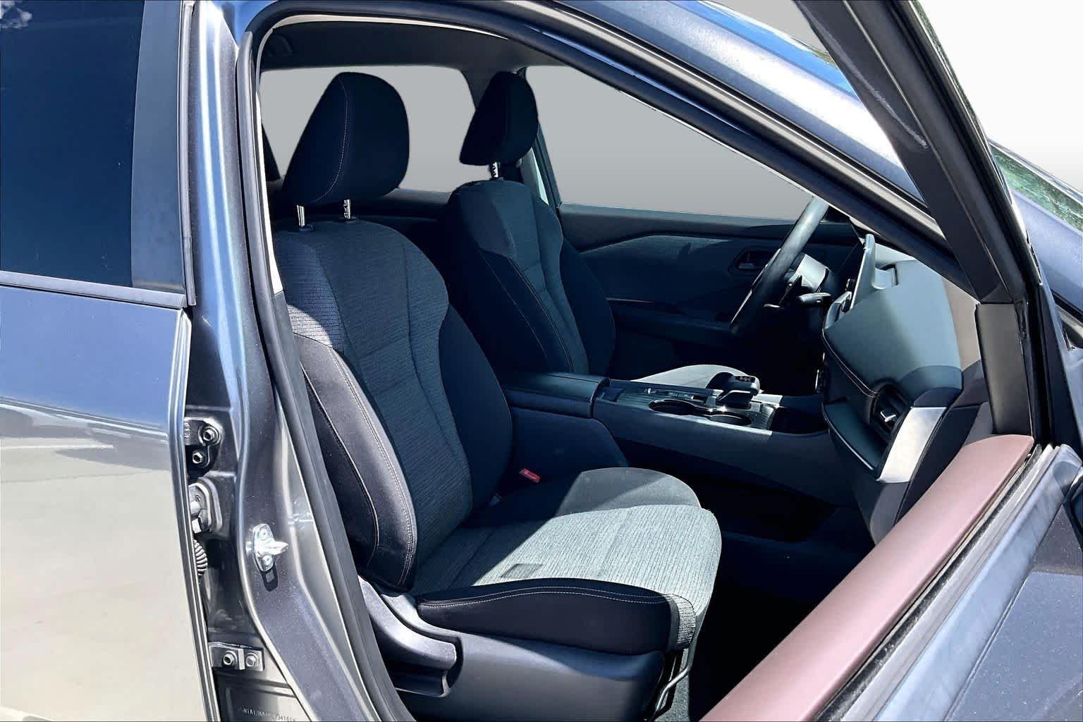 Used 2021 Gun Metallic Nissan S image 9