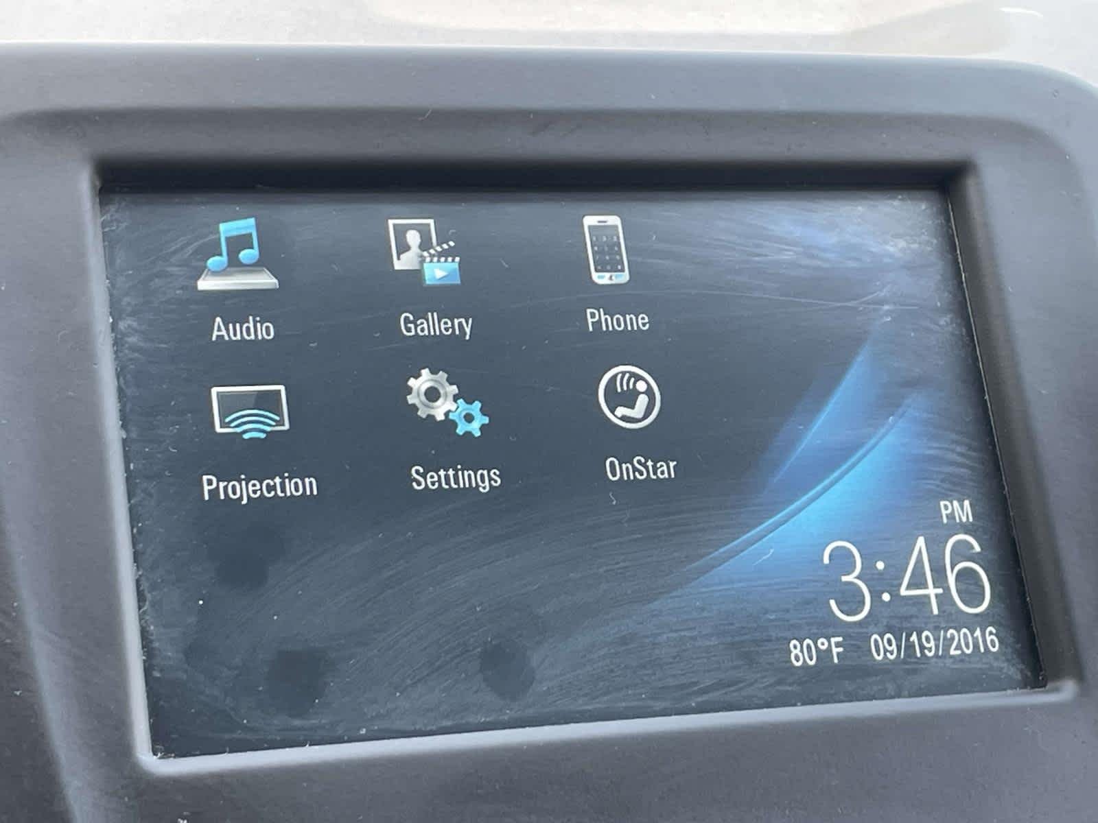 Used 2018 Summit White Chevrolet LS image 27