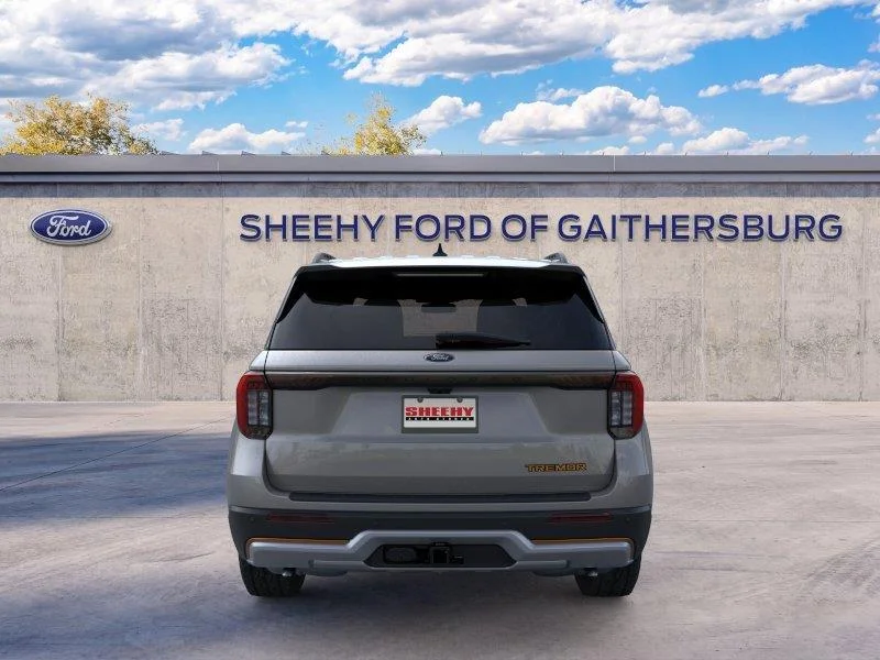 New 2026 Carbonized Gray Metallic Ford Tremor image 6