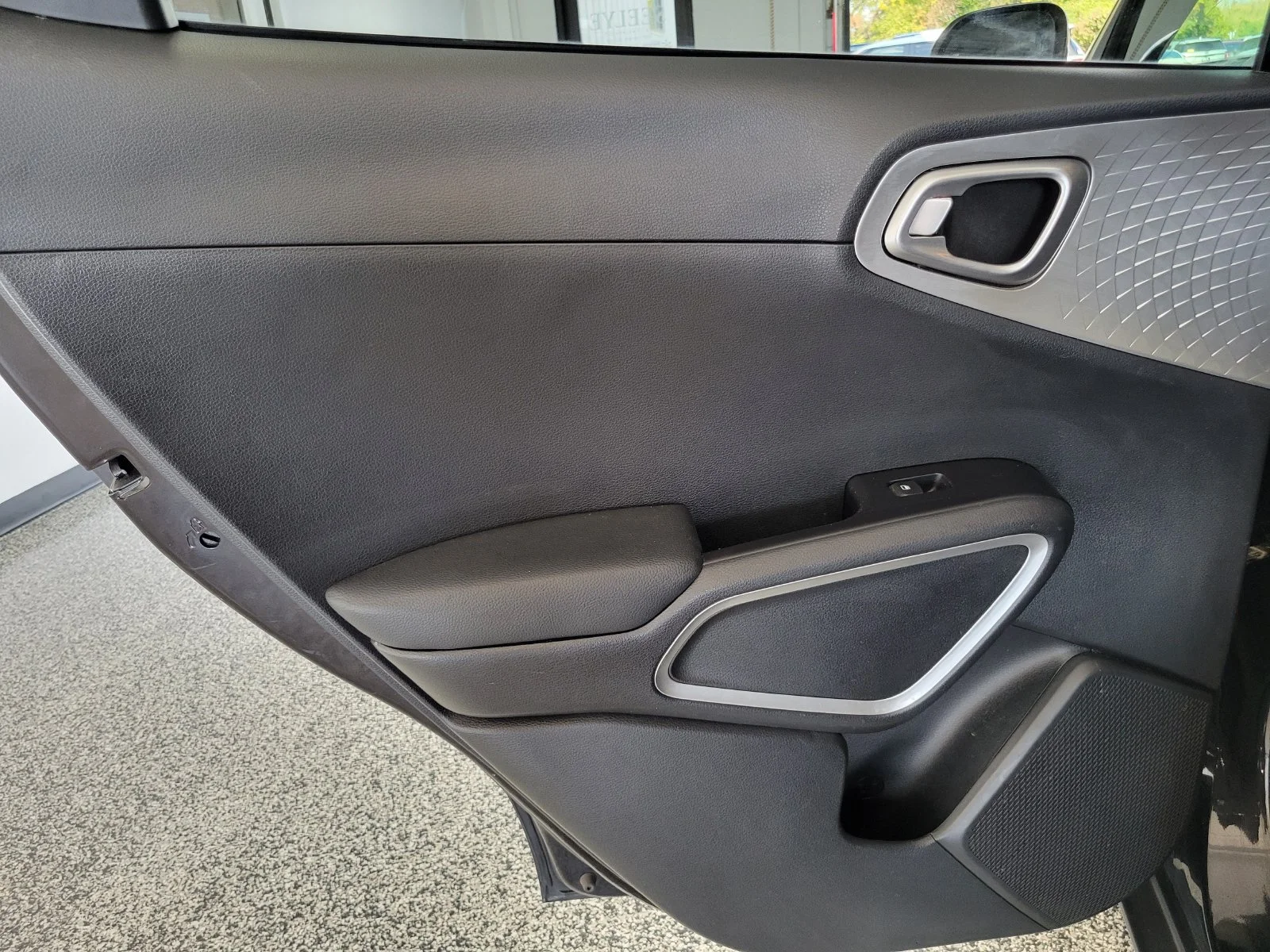 Used 2022 Black Kia LX image 23