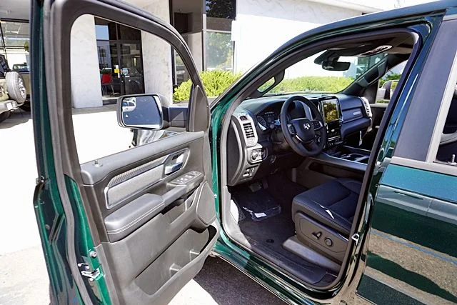 New 2026 Serrano-Green Metallic Exterior Paint RAM Big Horn/Lone Star image 43
