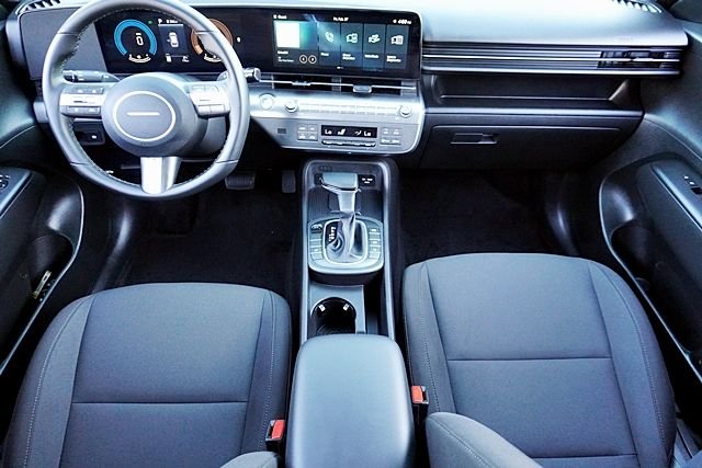 Used 2026 White Hyundai SEL Sport image 19