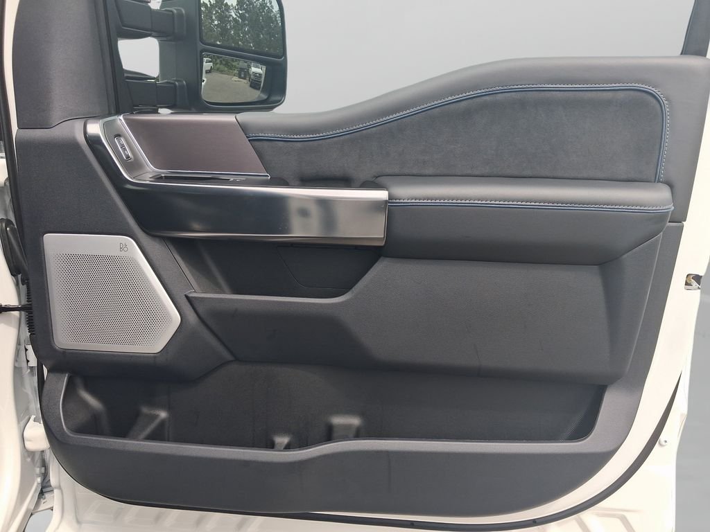 New 2026 White Ford Platinum image 33