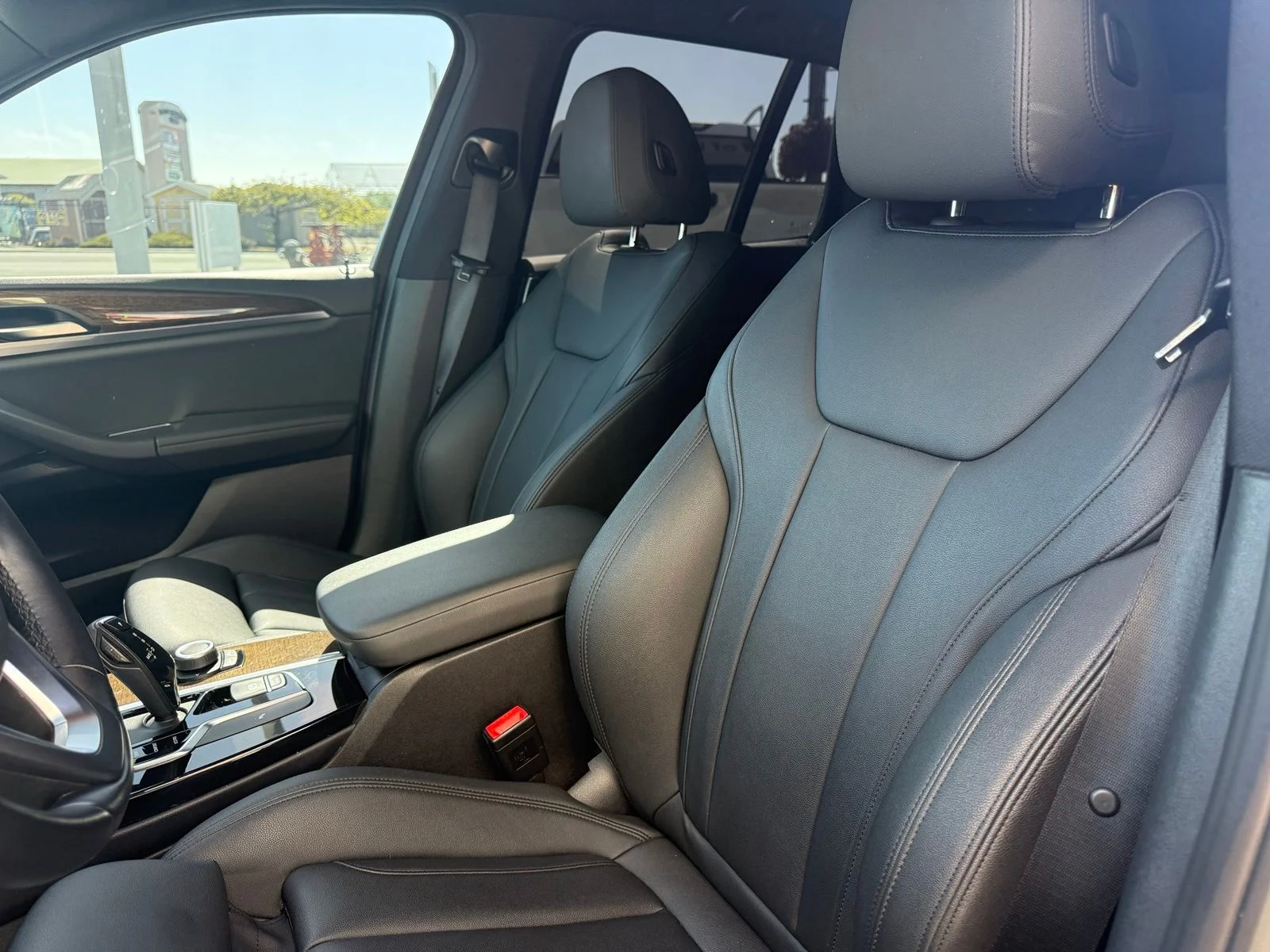 Used 2019 Gray BMW sDrive30i image 11