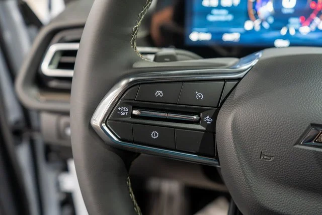 2027 Chevrolet Traverse Z71 - Photo 22