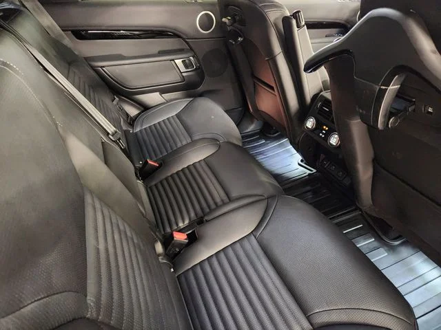 Used 2025 Black Land Rover S image 31