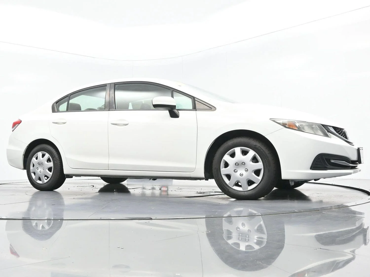 Used 2015 Taffeta White Honda LX image 39