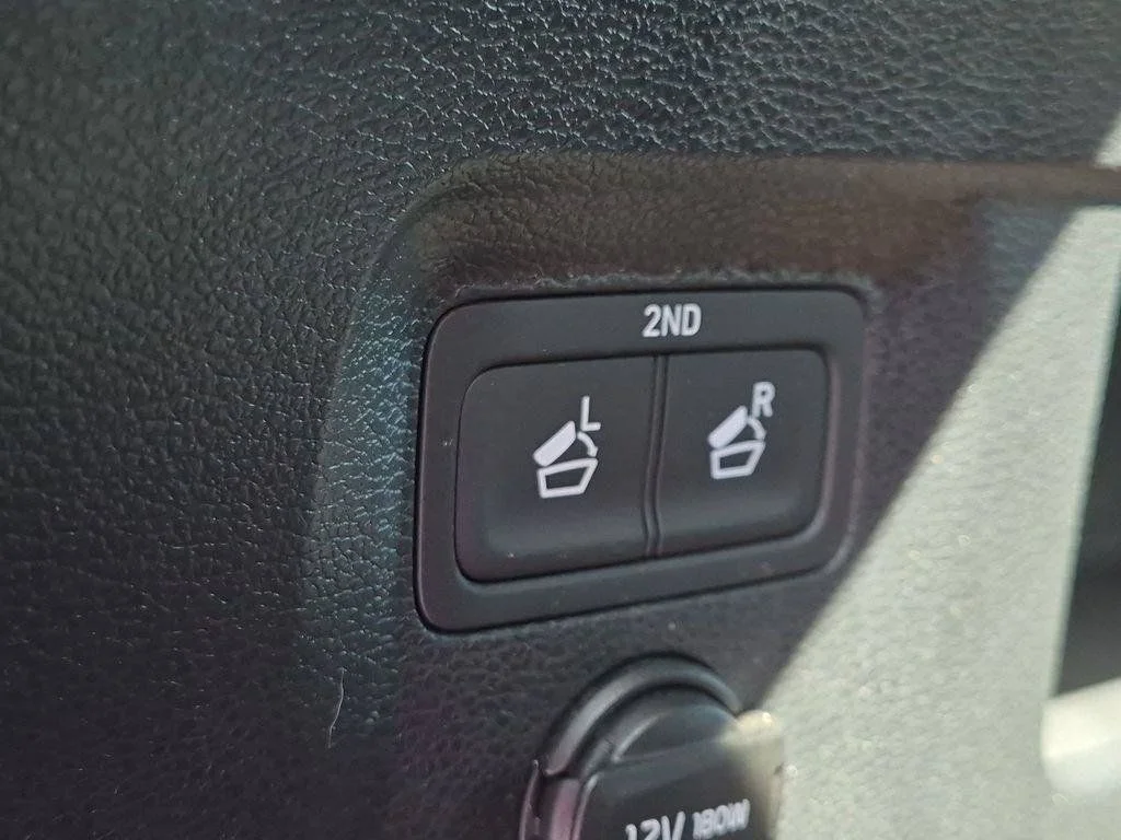Used 2024 Black Kia EX X-Line image 9