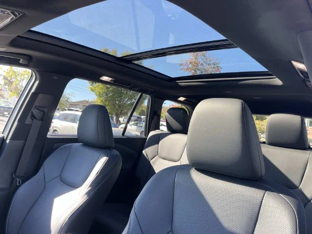 Certified Used 2026 PLATINUM WHITE PEARL MC. Lexus 350 Premium image 34