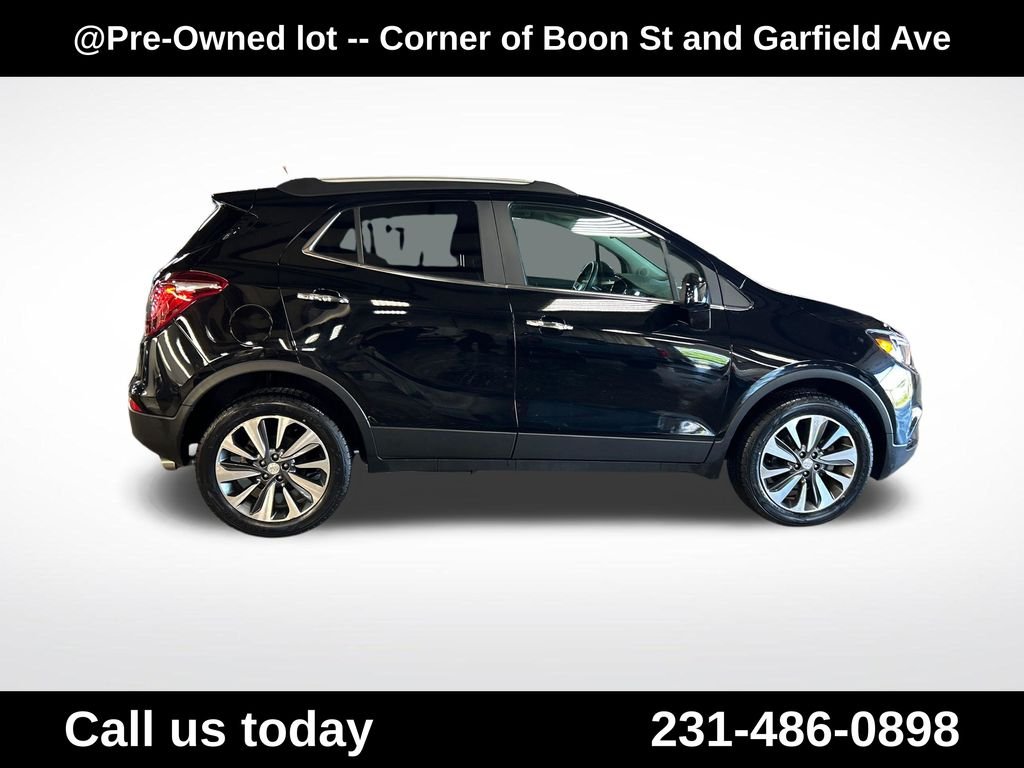 Used 2022 Black Buick Preferred image 6